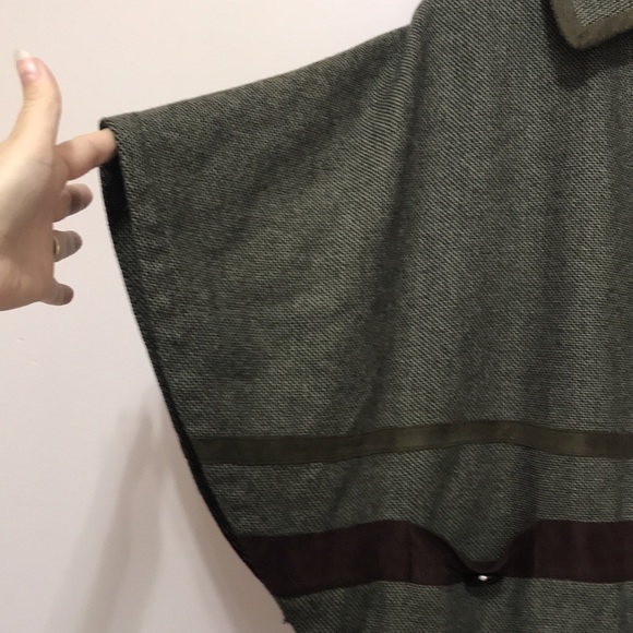 SUGAR Lips wool blend tweed button front cardigan poncho size Medium - Picture 3 of 11